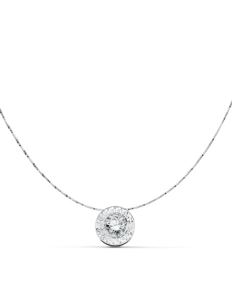 Chaton choker with white gold